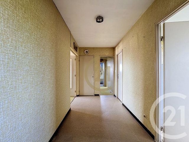 Appartement F4 &agrave; vendre - 4 pi&egrave;ces - 81,80 m2 - Luxeuil Les Bains - 70 - FRANCHE-COMTE