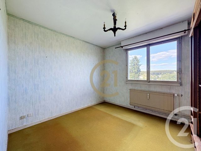 Appartement F4 &agrave; vendre - 4 pi&egrave;ces - 81,80 m2 - Luxeuil Les Bains - 70 - FRANCHE-COMTE