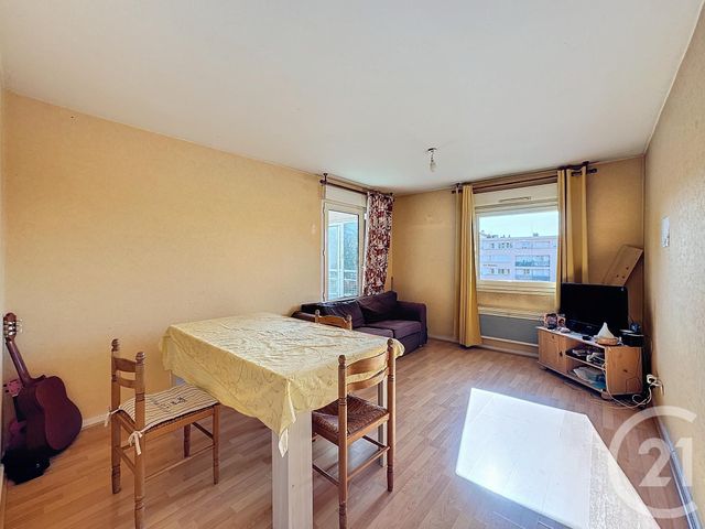 Appartement F3 à vendre - 3 pièces - 68,38 m2 - Luxeuil Les Bains - 70 - FRANCHE-COMTE