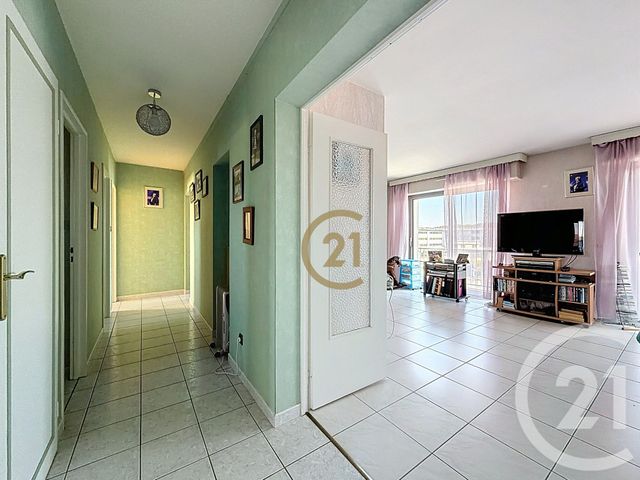 Appartement F4 à vendre - 4 pièces - 90,18 m2 - Lure - 70 - FRANCHE-COMTE