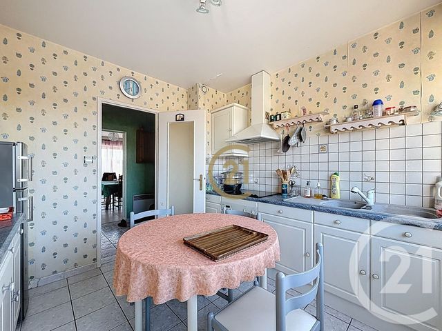 Appartement F4 à vendre - 4 pièces - 90,18 m2 - Lure - 70 - FRANCHE-COMTE