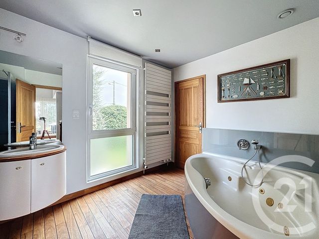 Maison à vendre - 6 pièces - 179 m2 - Roye - 70 - FRANCHE-COMTE