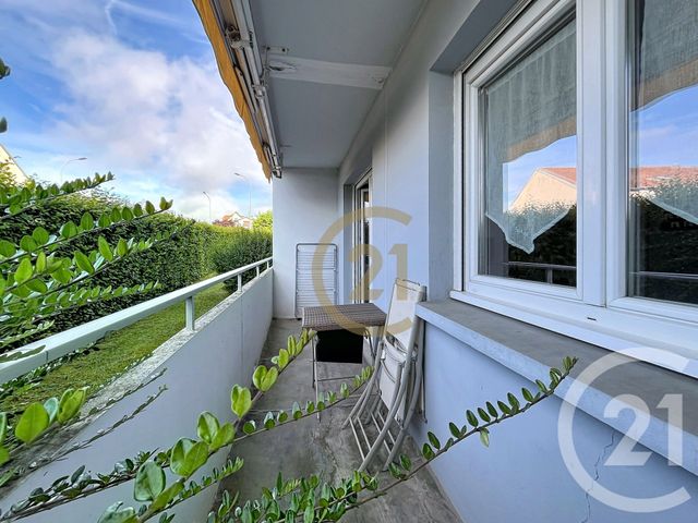 Appartement Studio &agrave; vendre - 1 pi&egrave;ce - 29 m2 - Luxeuil Les Bains - 70 - FRANCHE-COMTE