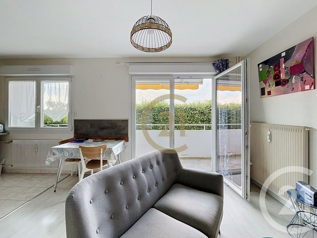 Appartement Studio &agrave; vendre - 1 pi&egrave;ce - 29 m2 - Luxeuil Les Bains - 70 - FRANCHE-COMTE