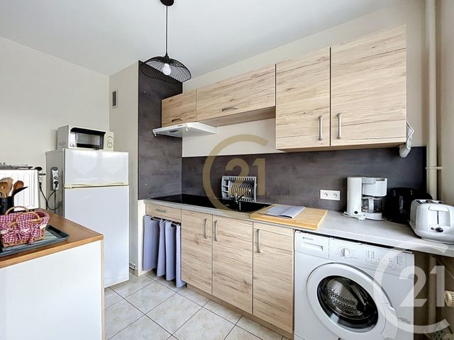 Appartement Studio &agrave; vendre - 1 pi&egrave;ce - 29 m2 - Luxeuil Les Bains - 70 - FRANCHE-COMTE