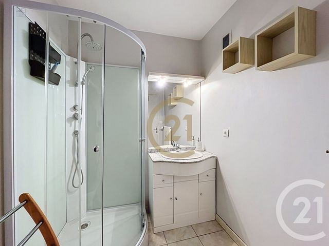 Appartement Studio &agrave; vendre - 1 pi&egrave;ce - 29 m2 - Luxeuil Les Bains - 70 - FRANCHE-COMTE