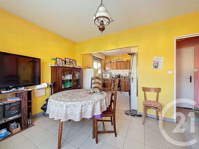 Appartement F2 à vendre - 2 pièces - 46,24 m2 - Luxeuil Les Bains - 70 - FRANCHE-COMTE