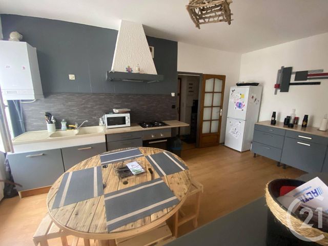Appartement F4 à louer - 4 pièces - 103,70 m2 - Hericourt - 70 - FRANCHE-COMTE