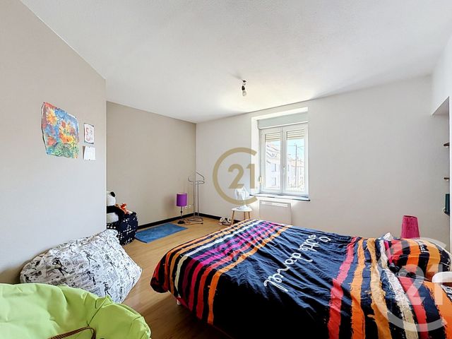 Appartement T5 &agrave; vendre - 5 pi&egrave;ces - 92,26 m2 - St Sauveur - 70 - FRANCHE-COMTE