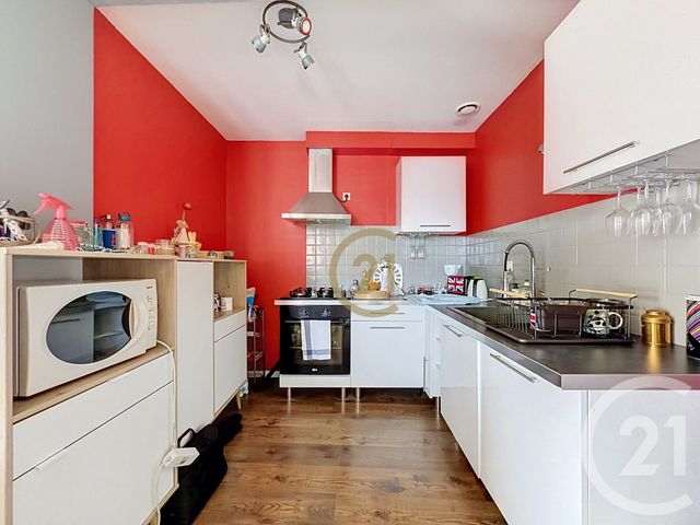 Appartement T5 &agrave; vendre - 5 pi&egrave;ces - 92,26 m2 - St Sauveur - 70 - FRANCHE-COMTE