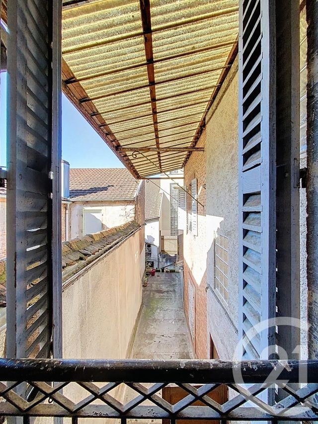 Appartement F3 à louer - 3 pièces - 72,10 m2 - Lure - 70 - FRANCHE-COMTE