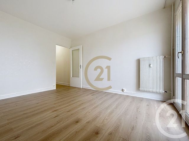 Appartement F3 à louer - 3 pièces - 86,42 m2 - Lure - 70 - FRANCHE-COMTE
