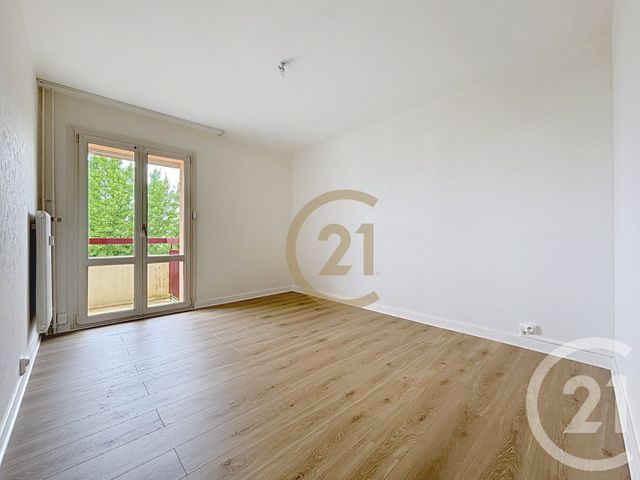 Appartement F3 à louer - 3 pièces - 86,42 m2 - Lure - 70 - FRANCHE-COMTE
