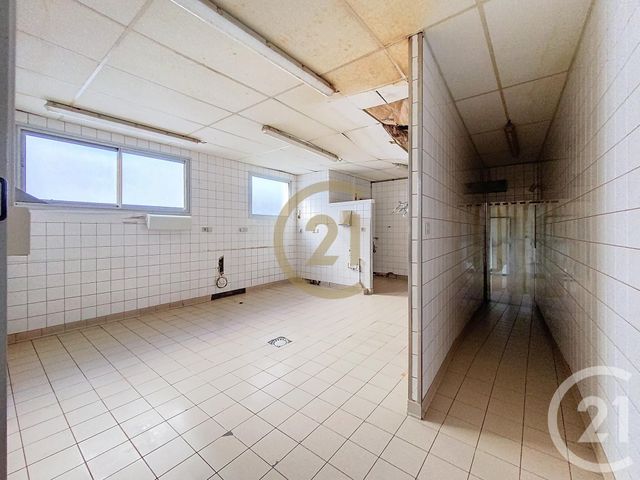 Commerce &agrave; louer - 249 m2 - 70 - FRANCHE-COMTE