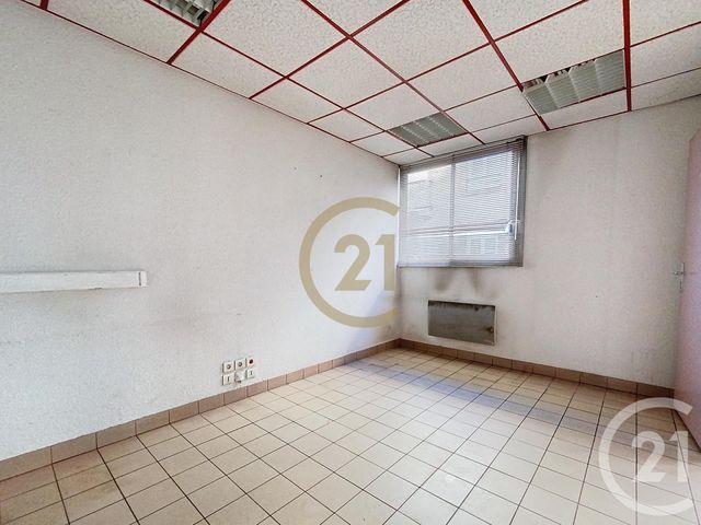 Commerce &agrave; louer - 249 m2 - 70 - FRANCHE-COMTE