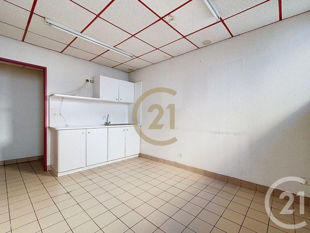 Commerce &agrave; louer - 249 m2 - 70 - FRANCHE-COMTE