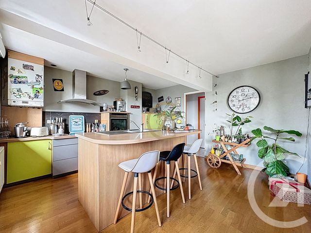 Appartement F5 à vendre - 5 pièces - 101,69 m2 - Lure - 70 - FRANCHE-COMTE