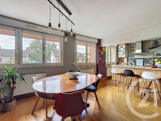 Appartement F5 à vendre - 5 pièces - 101,69 m2 - Lure - 70 - FRANCHE-COMTE