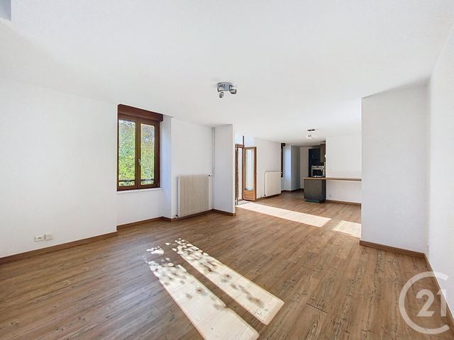 Appartement F4 à louer - 4 pièces - 89,38 m2 - Luxeuil Les Bains - 70 - FRANCHE-COMTE