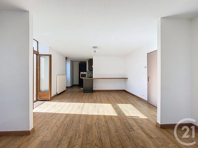 Appartement F4 à louer - 4 pièces - 89,38 m2 - Luxeuil Les Bains - 70 - FRANCHE-COMTE