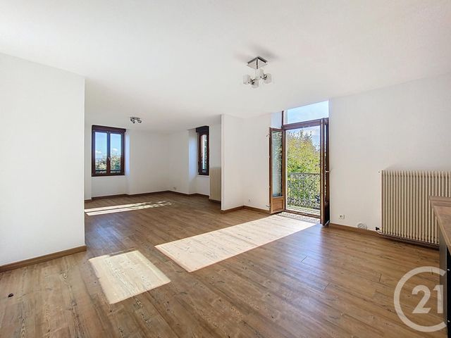 Appartement F4 à louer - 4 pièces - 89,38 m2 - Luxeuil Les Bains - 70 - FRANCHE-COMTE