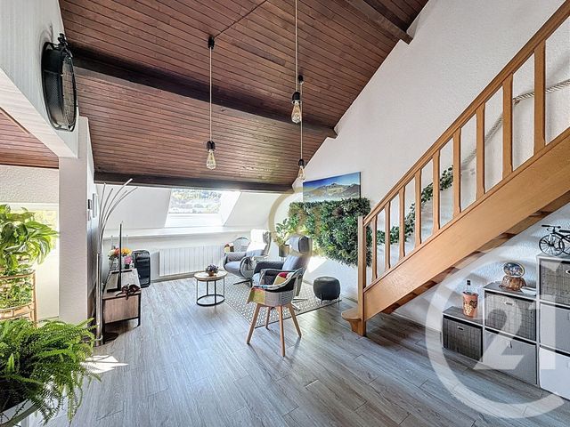 Appartement Duplex à vendre - 6 pièces - 106,69 m2 - Vesoul - 70 - FRANCHE-COMTE