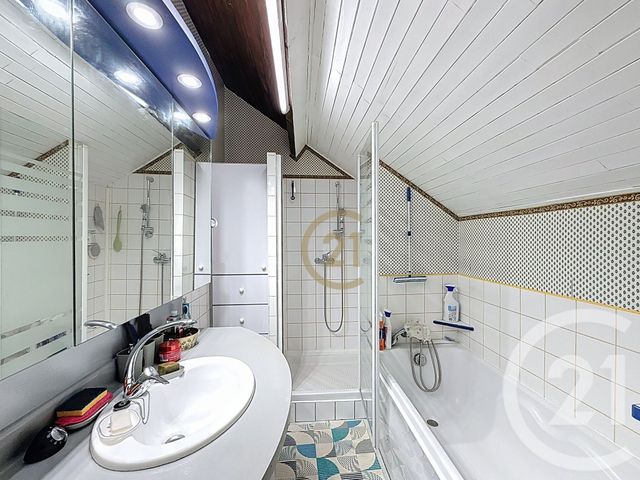 Appartement Duplex à vendre - 6 pièces - 106,69 m2 - Vesoul - 70 - FRANCHE-COMTE