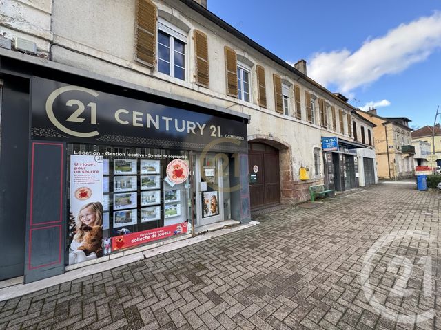 Appartement Local à louer - 3 pièces - 70 m2 - Lure - 70 - FRANCHE-COMTE