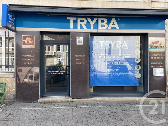 Appartement Local &agrave; louer - 3 pi&egrave;ces - 104 m2 - Lure - 70 - FRANCHE-COMTE