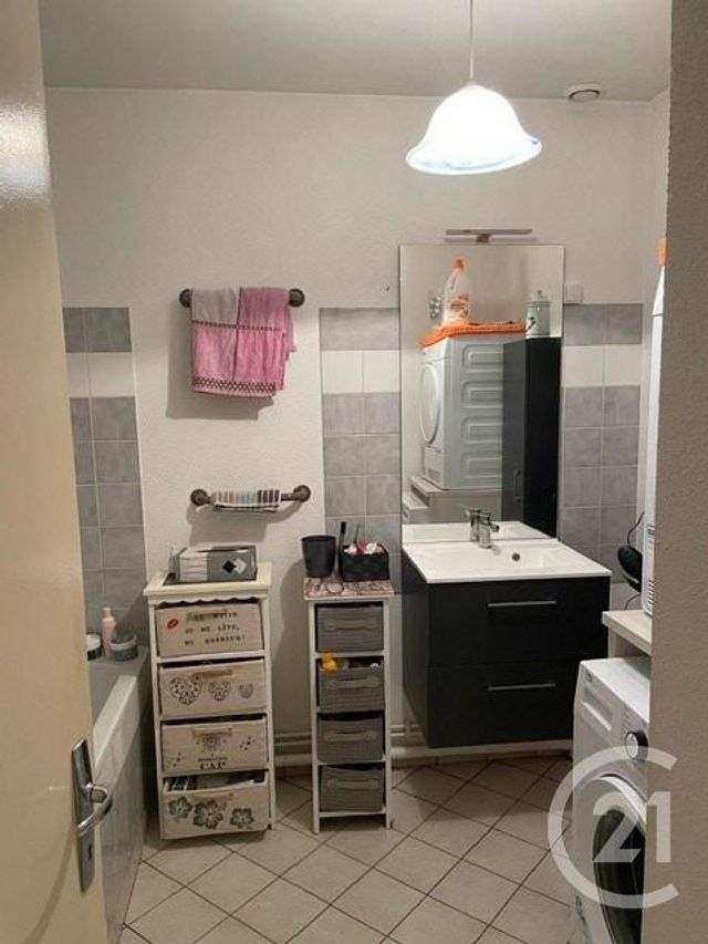 Appartement F3 à louer - 3 pièces - 92,92 m2 - St Sauveur - 70 - FRANCHE-COMTE