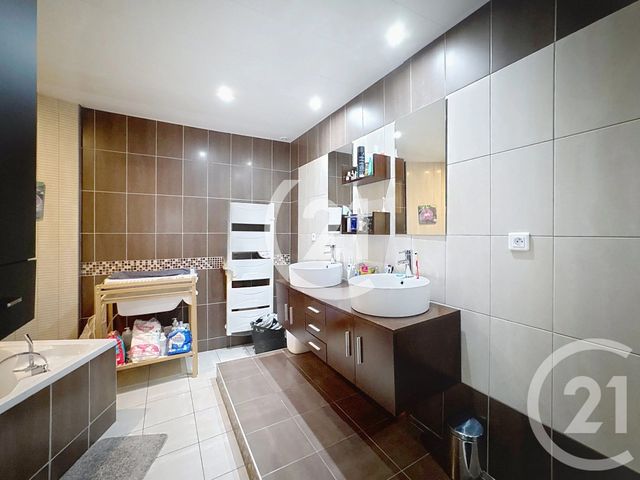 Appartement T5 à vendre - 5 pièces - 109,05 m2 - Champey - 70 - FRANCHE-COMTE