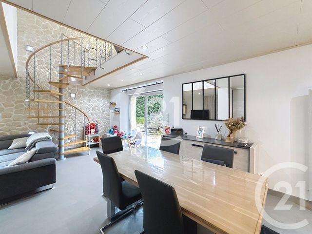 Appartement T5 à vendre - 5 pièces - 109,05 m2 - Champey - 70 - FRANCHE-COMTE