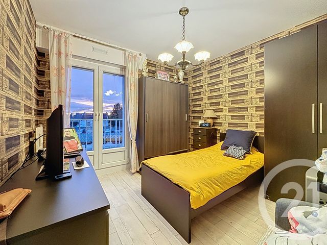 Appartement F4 &agrave; vendre - 4 pi&egrave;ces - 85,79 m2 - Lure - 70 - FRANCHE-COMTE