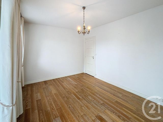 Appartement F4 à louer - 4 pièces - 98,47 m2 - Luxeuil Les Bains - 70 - FRANCHE-COMTE