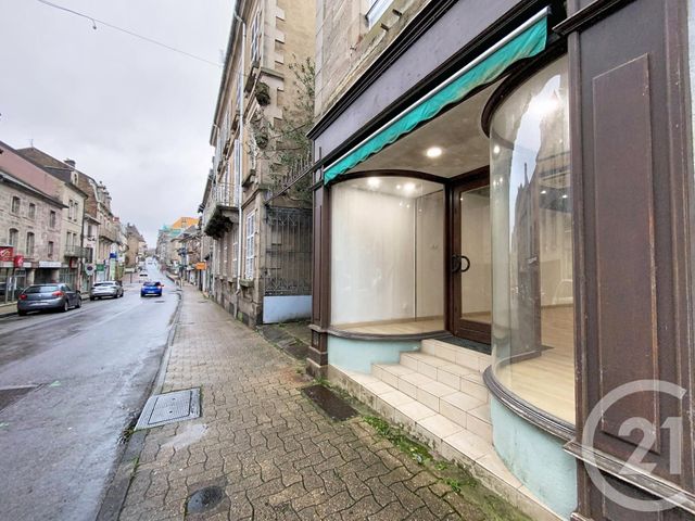 Appartement Local à louer - 2 pièces - 77,40 m2 - Luxeuil Les Bains - 70 - FRANCHE-COMTE