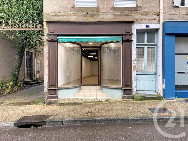 Appartement Local à louer - 2 pièces - 77,40 m2 - Luxeuil Les Bains - 70 - FRANCHE-COMTE