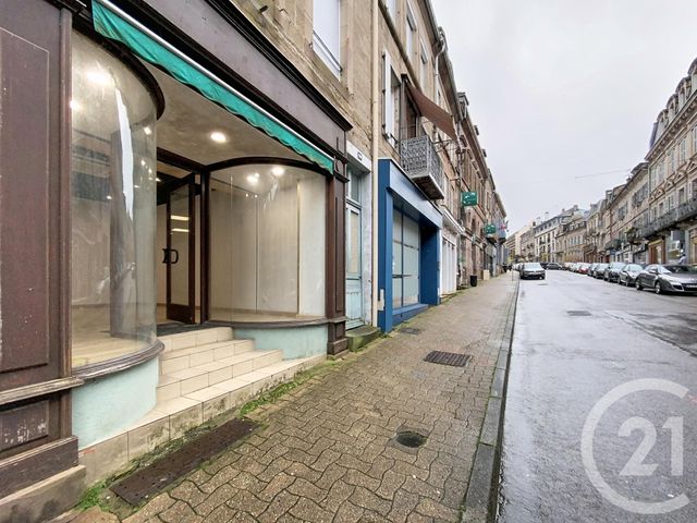 Appartement Local à louer - 2 pièces - 77,40 m2 - Luxeuil Les Bains - 70 - FRANCHE-COMTE