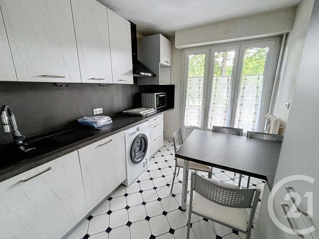 Appartement F4 &agrave; vendre - 4 pi&egrave;ces - 98,47 m2 - Luxeuil Les Bains - 70 - FRANCHE-COMTE