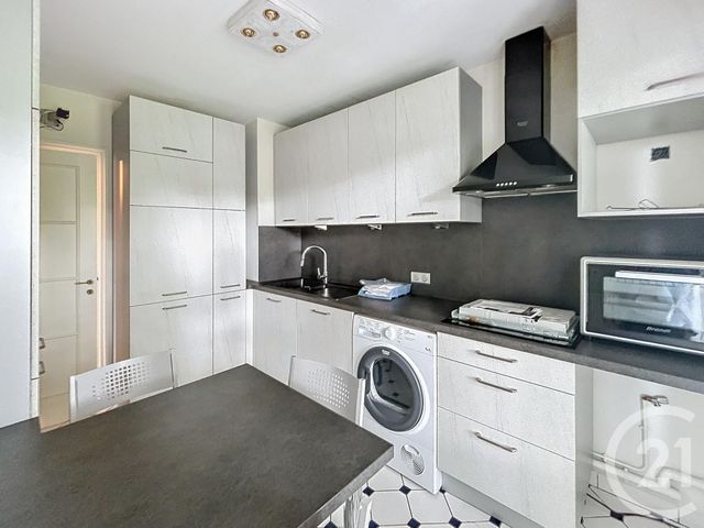 Appartement F4 &agrave; vendre - 4 pi&egrave;ces - 98,47 m2 - Luxeuil Les Bains - 70 - FRANCHE-COMTE