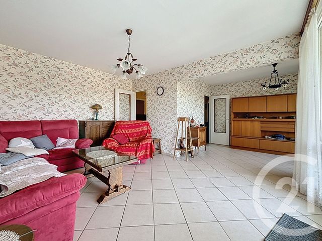 Appartement F4 &agrave; vendre - 4 pi&egrave;ces - 79,68 m2 - Luxeuil Les Bains - 70 - FRANCHE-COMTE