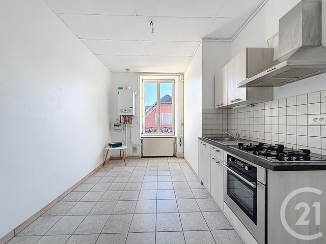 Appartement F2 &agrave; louer - 2 pi&egrave;ces - 52,45 m2 - Belfort - 90 - FRANCHE-COMTE