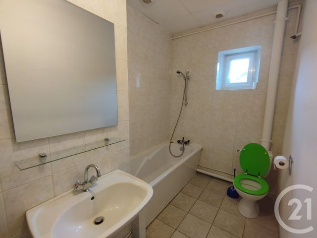 Appartement F2 &agrave; louer - 2 pi&egrave;ces - 52,45 m2 - Belfort - 90 - FRANCHE-COMTE