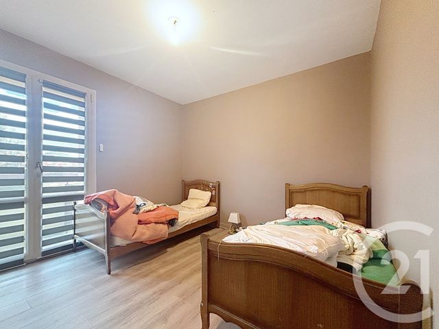 Appartement F2 &agrave; louer - 2 pi&egrave;ces - 64,91 m2 - Lure - 70 - FRANCHE-COMTE