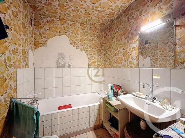 Appartement F3 &agrave; vendre - 3 pi&egrave;ces - 69,59 m2 - Luxeuil Les Bains - 70 - FRANCHE-COMTE