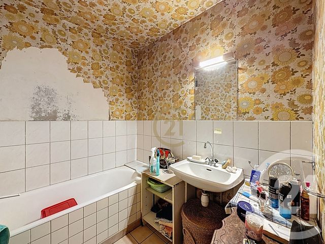 Appartement F3 &agrave; vendre - 3 pi&egrave;ces - 69,59 m2 - Luxeuil Les Bains - 70 - FRANCHE-COMTE