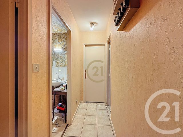 Appartement F3 &agrave; vendre - 3 pi&egrave;ces - 69,59 m2 - Luxeuil Les Bains - 70 - FRANCHE-COMTE