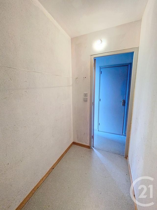 Appartement F3 &agrave; louer - 3 pi&egrave;ces - 64,44 m2 - Luxeuil Les Bains - 70 - FRANCHE-COMTE