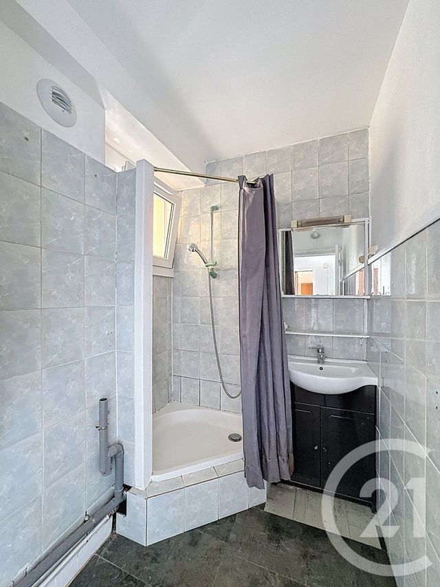 Appartement F2 &agrave; vendre - 2 pi&egrave;ces - 44,59 m2 - Belfort - 90 - FRANCHE-COMTE