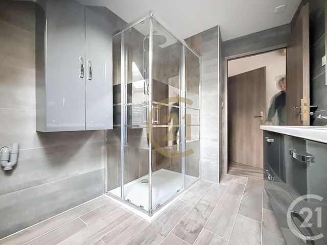 Appartement &agrave; louer - 4 pi&egrave;ces - 76 m2 - Ronchamp - 70 - FRANCHE-COMTE