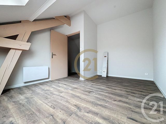 Appartement F3 &agrave; louer - 3 pi&egrave;ces - 56,33 m2 - Ronchamp - 70 - FRANCHE-COMTE